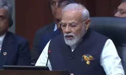 ASEAN Summit: इंडोनेशिया दौरे पर पीएम मोदी, राजधानी जर्काता में आयोजित आसियान समिट में लिया भाग ASEAN Summit: इंडोनेशिया दौरे पर पीएम मोदी, राजधानी जर्काता में आयोजित आसियान समिट में लिया भाग