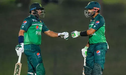 एशिया कप : इमाम, रिजवान के अर्धशतकों से पाकिस्तान ने बांग्लादेश पर 7 विकेट से जीत दर्ज की