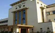 यह है मेडिकल हब का हाल, गरीब मरीज हो रहे बेहाल