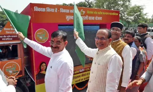 भाजपा के साथ जनता का आशीर्वाद इसलिए जन आशीर्वाद यात्रा निकाल रहे हैं - मुख्यमंत्री शिवराज