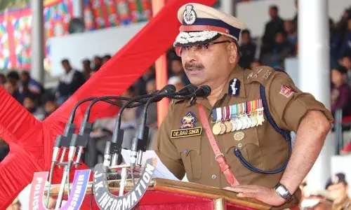 हमें आतंक मुक्त जम्मू-कश्मीर के लिए अपने प्रयास जारी रखने होंगे : डीजीपी दिलबाग सिंह