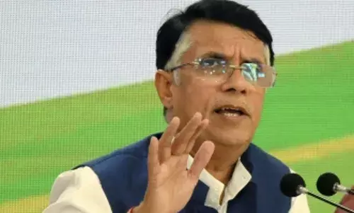 आरक्षण पर भागवत का बयान संविधान की आत्मा पर हमला है : कांग्रेस