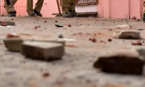 बिहार में चेहल्लुम के जुलूस पर पथराव, 2 गिरफ्तार