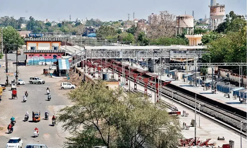 पर्यटक आसानी से खोज सकेंगे छोटे स्टेशन अब शहर के साथ जोड़े गए स्टेशनों के नाम