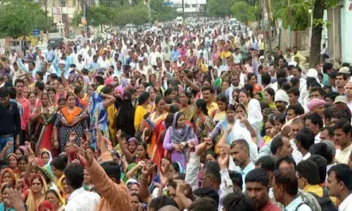 मध्य प्रदेश: संविदा-अतिथि शिक्षक की तर्ज पर प्रदेश के आउटसोर्स कर्मियों की पंचायत बुलाये जाने की मुख्यमंत्री से मांग