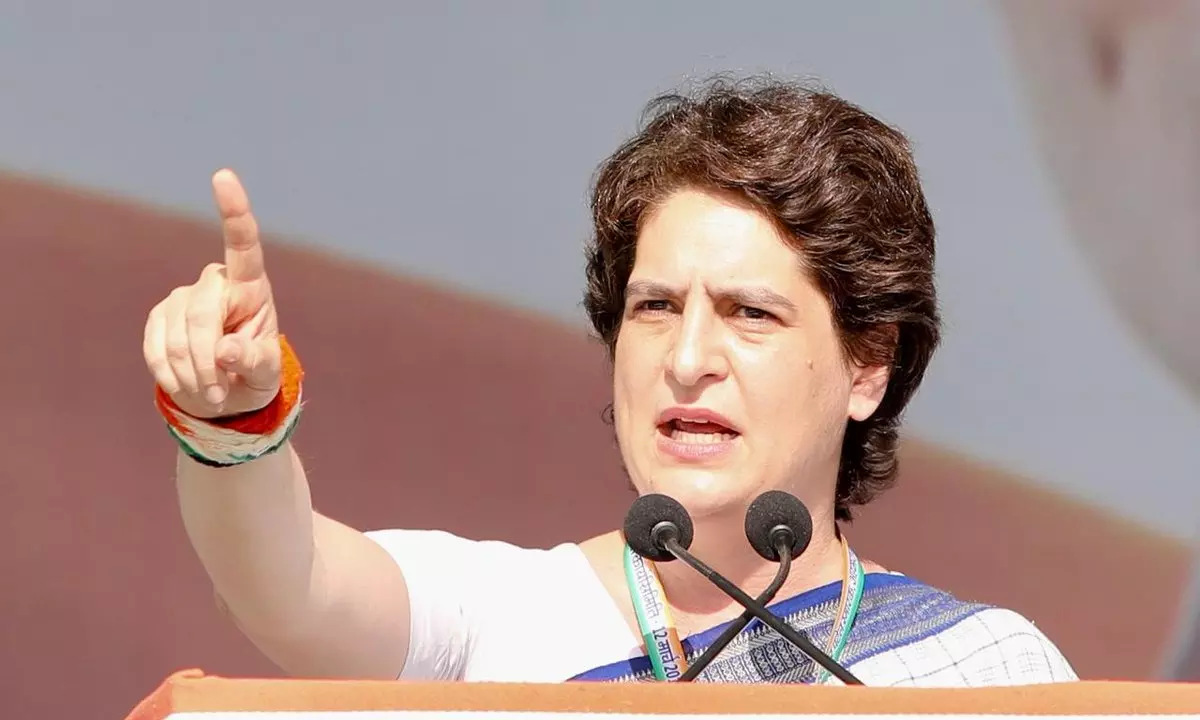 अपने परिवार के साथ रणथंभौर में हैं प्रियंका गांधी वाड्रा अपने परिवार के साथ रणथंभौर में हैं प्रियंका गांधी वाड्रा