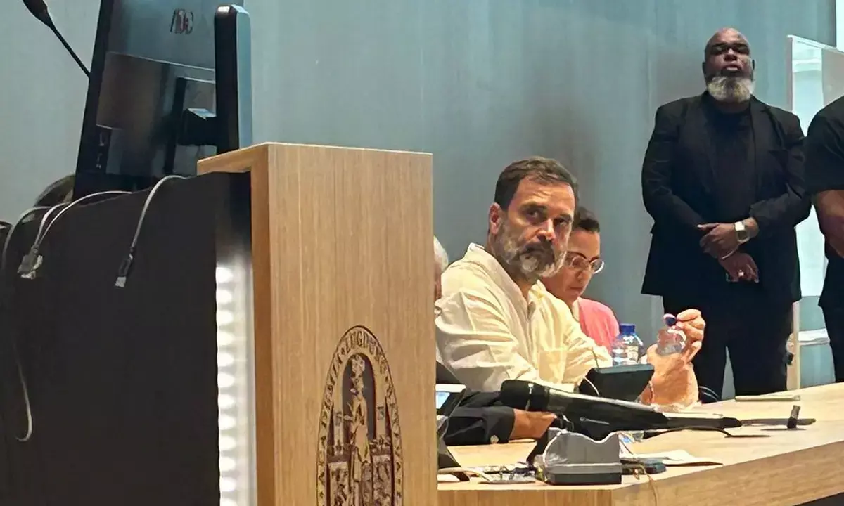 राहुल बोले, संविधान में लिखा है: इंडिया यानि भारत