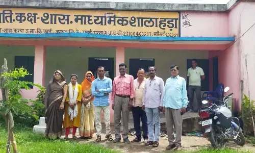 संकुल प्राचार्य ने किया विद्यालयों का निरीक्षण, देखी व्यवस्थाएं