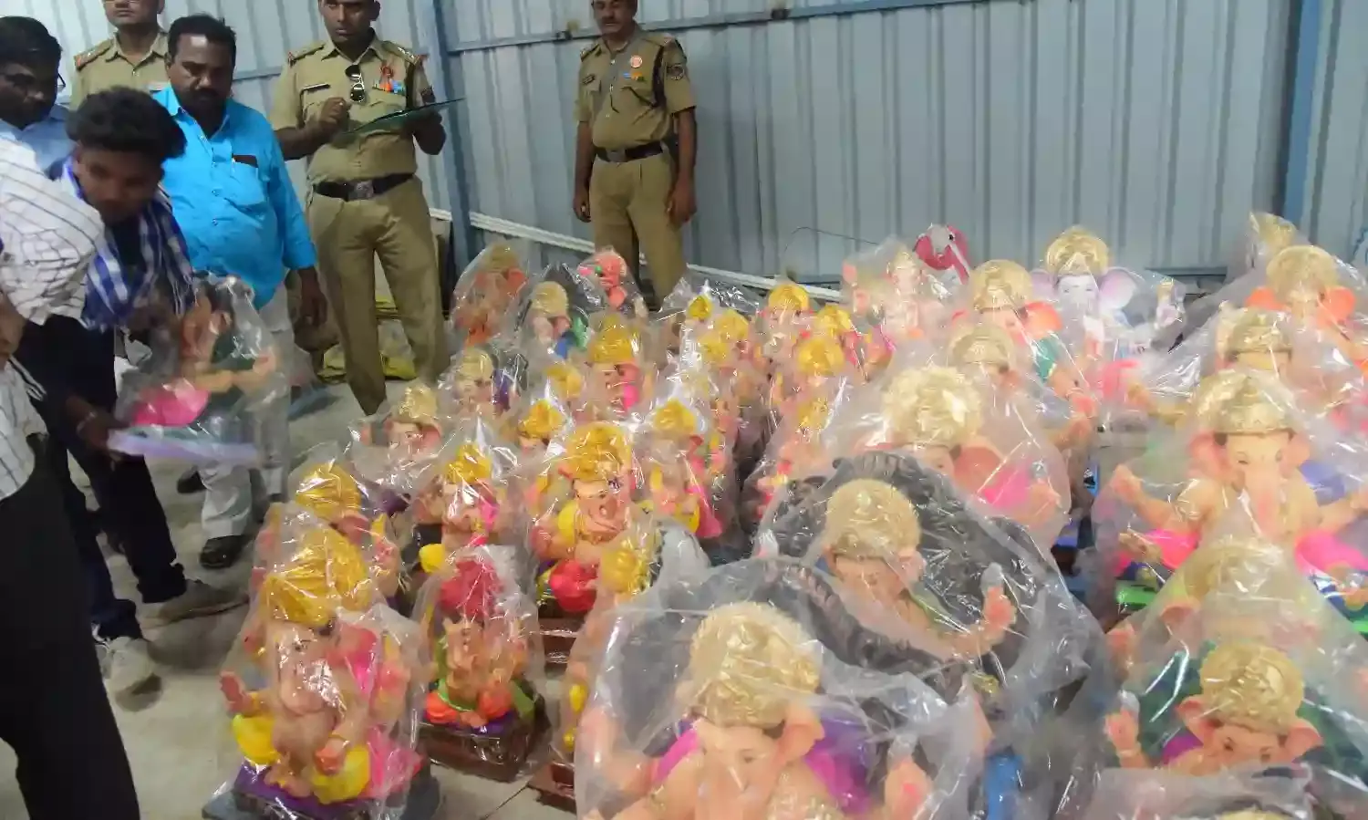 मनपा का खेल, एक तरफ नकेल, दूसरी तरफ मेल