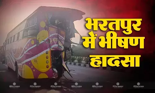 राजस्थान में ट्रक और बस के बीच टक्कर 11 की मौत, सीएम गहलोत ने दुख व्यक्त किया राजस्थान में ट्रक और बस के बीच टक्कर 11 की मौत, सीएम गहलोत ने दुख व्यक्त किया
