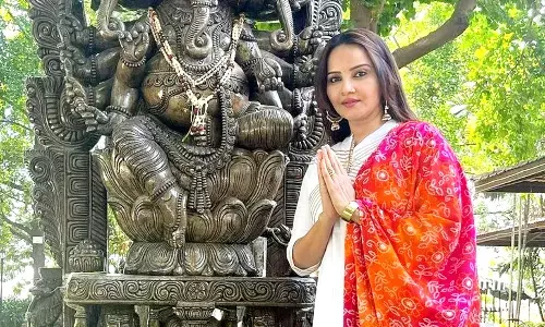 गणेश चतुर्थी पर नौवारी साड़ी पहनेंगी गीतांजलि मिश्रा, भोग के लिए बनाएंगी कई तरह के मोदक गणेश चतुर्थी पर नौवारी साड़ी पहनेंगी गीतांजलि मिश्रा, भोग के लिए बनाएंगी कई तरह के मोदक