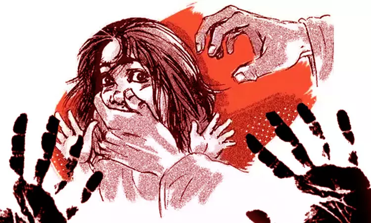 छत्तीसगढ़ के गरियाबंद में छात्राओं से छेड़छाड़ के आरोप में हॉस्टल संचालक गिरफ्तार छत्तीसगढ़ के गरियाबंद में छात्राओं से छेड़छाड़ के आरोप में हॉस्टल संचालक गिरफ्तार