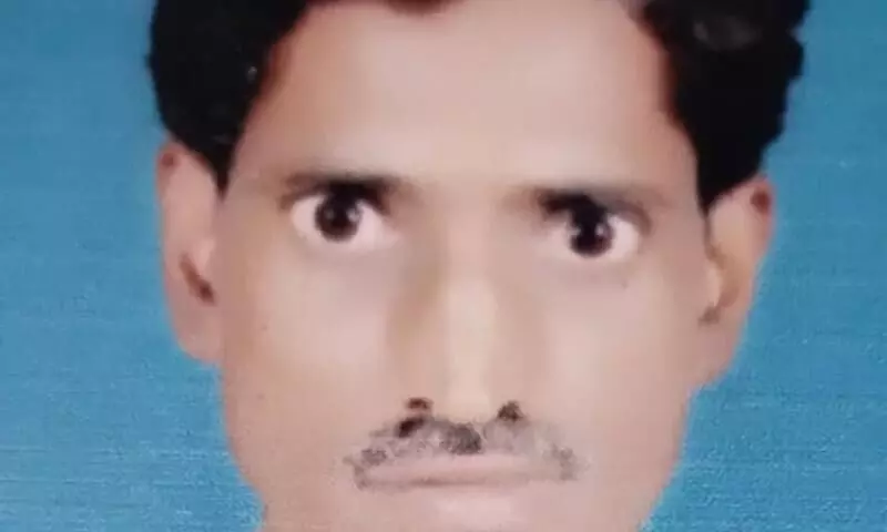 कर्ज से परेशान एक और किसान ने की आत्महत्या कर्ज से परेशान एक और किसान ने की आत्महत्या