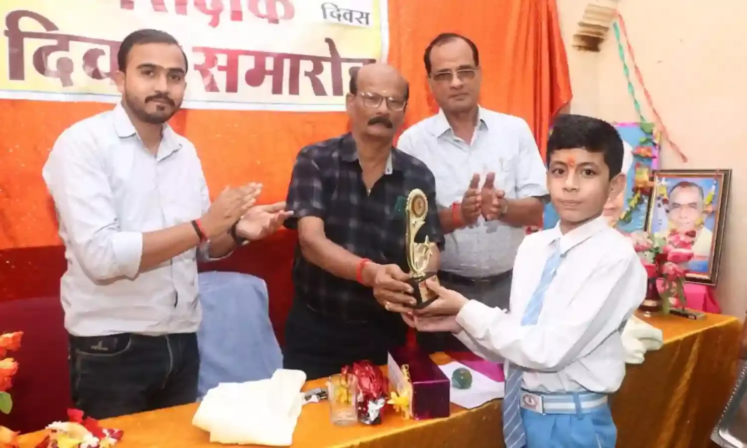 एमएलबी विद्यालय में मनाया गया हिन्दी दिवस