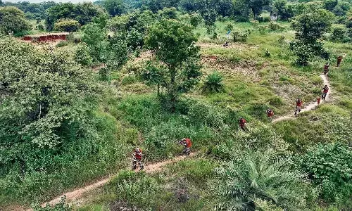 काउंटर एम्बुश ड्रिल: दुश्मनों को देने करारा जवाब, हमारी सेना है तैयार काउंटर एम्बुश ड्रिल: दुश्मनों को देने करारा जवाब, हमारी सेना है तैयार