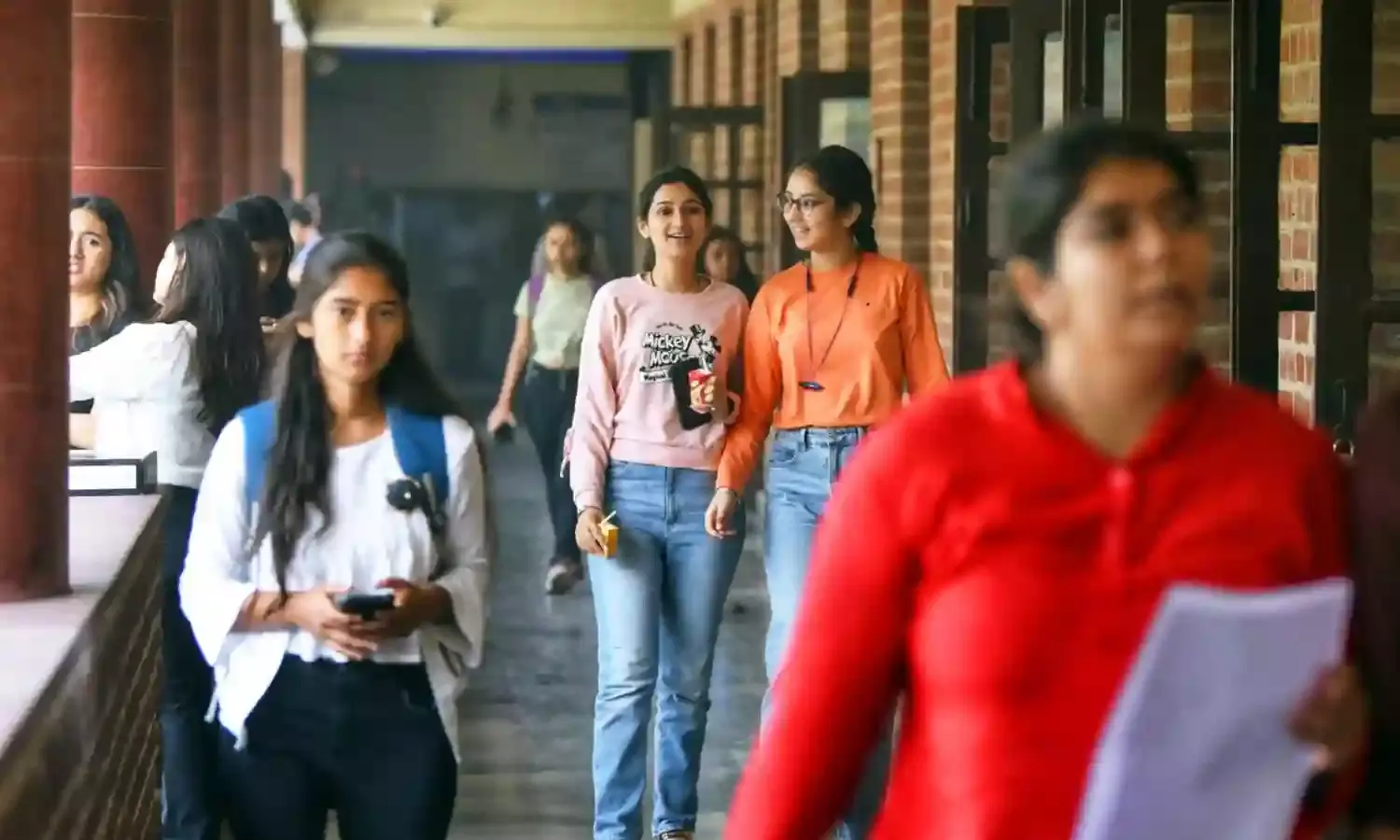डूसू चुनाव में सस्ती शिक्षा, हॉस्टल, एफवाईयूपी और मेट्रो पास जैसे मुद्दे छाए
