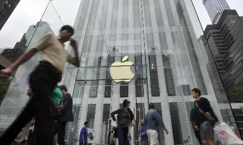 रेडिएशन संबंधी चिंताओं को लेकर एप्पल फ्रांस में आईफोन 12 यूजर्स के लिए सॉफ्टवेयर अपडेट करेगा जारी