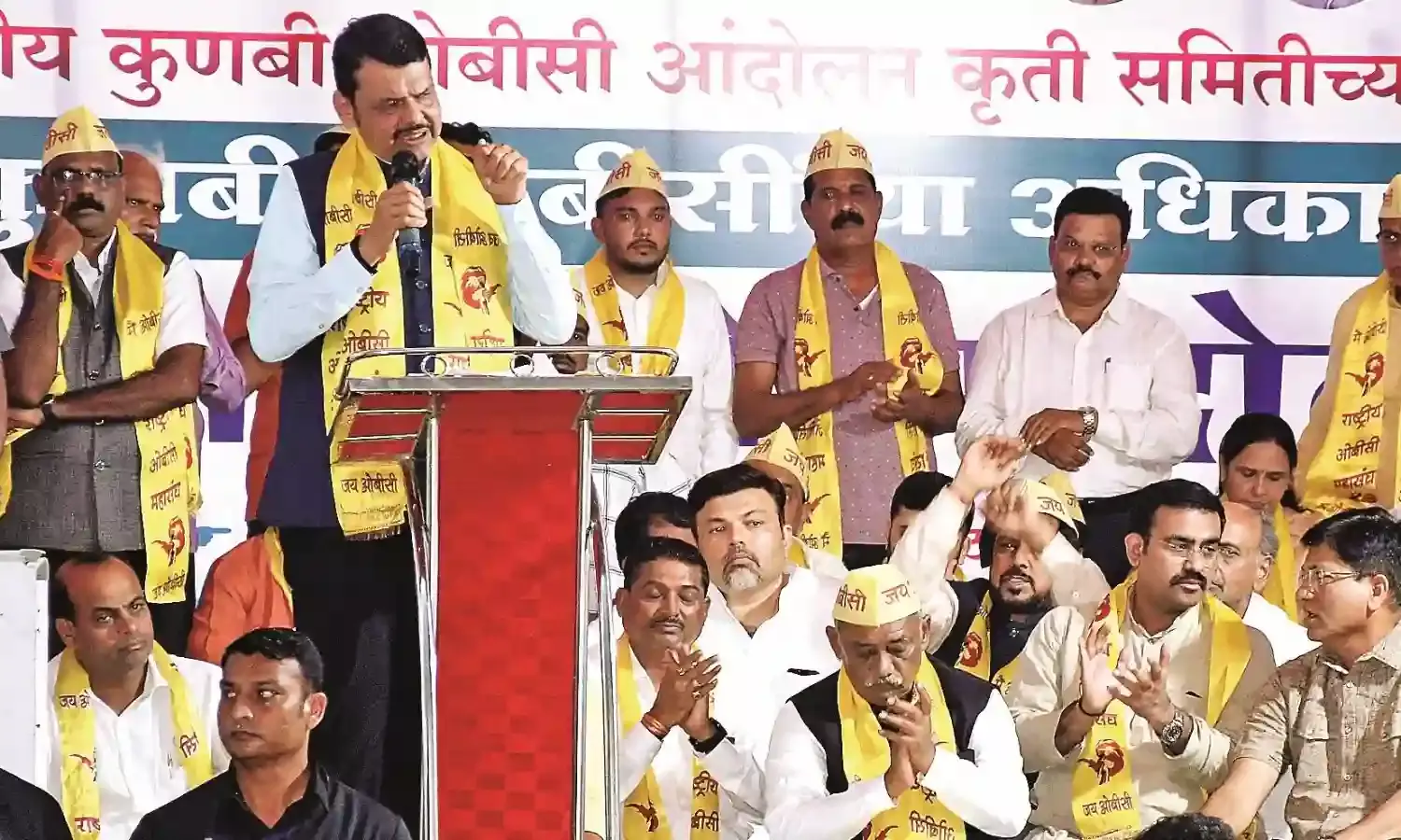 ओबीसी आरक्षण में किसी और को शामिल नहीं होने दूंगा - फडणवीस