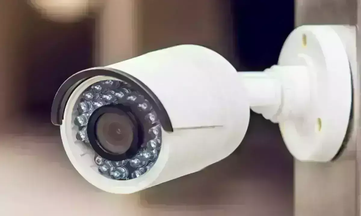 मकान हथियाने के लिए जादू-टोना, कैमरे में कैद हुई करतूत