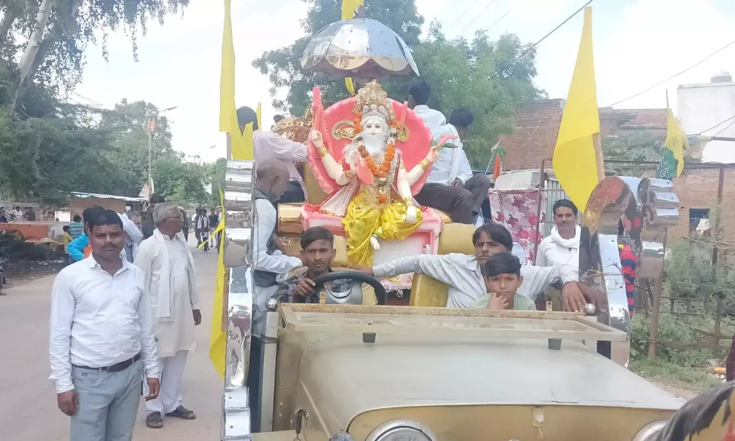 उत्साह के साथ मनाई गई भगवान विश्वकर्मा जयंती