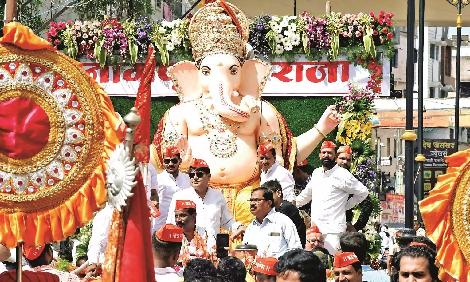 कल से श्रीगणेश का आगमन, तालाबों में विसर्जन पर पाबंदी कल से श्रीगणेश का आगमन, तालाबों में विसर्जन पर पाबंदी