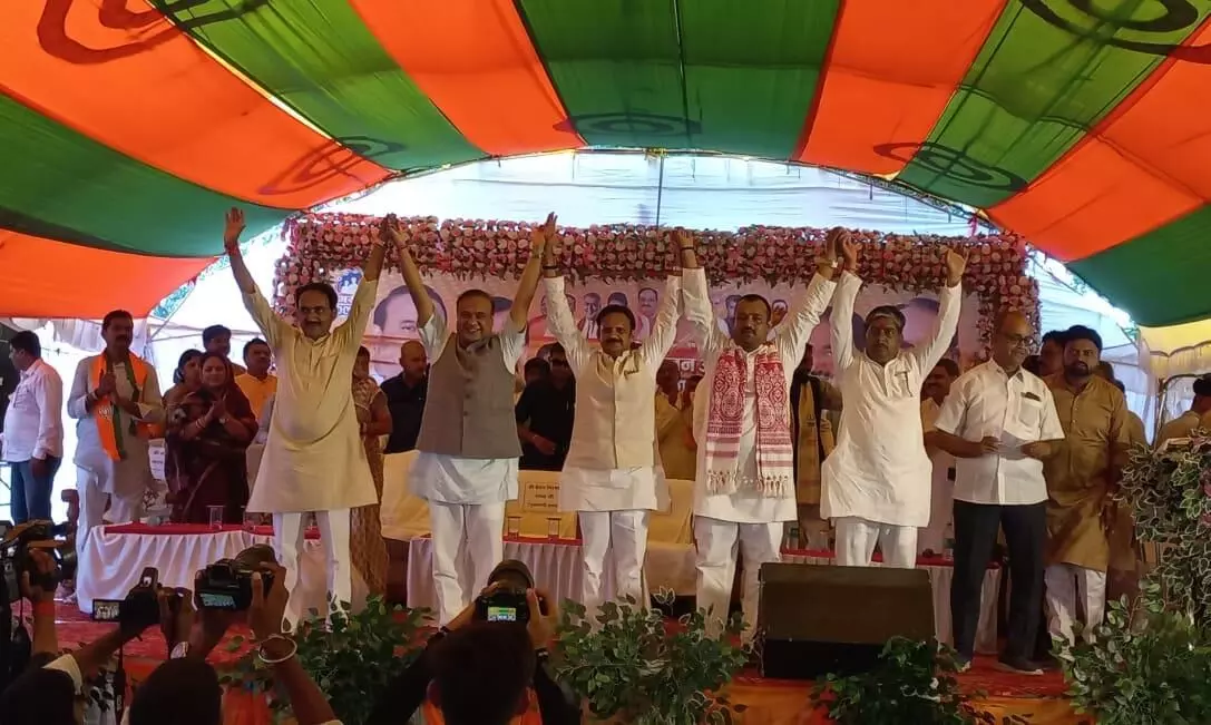 नाम रख लेने से कोई इंडिया नहीं बन जायेगा: हेमंत बिस्वा सरमा नाम रख लेने से कोई इंडिया नहीं बन जायेगा: हेमंत बिस्वा सरमा