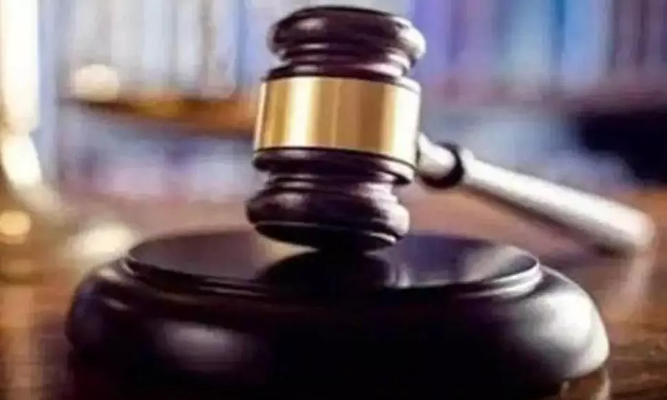 पुलिस आत्महत्या के मामले में उचित निर्णय लें, पुलिस अधीक्षक को आदेश पुलिस आत्महत्या के मामले में उचित निर्णय लें, पुलिस अधीक्षक को आदेश