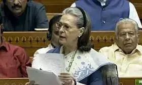 सोनिया गांधी ने कहा बिना देरी फौरन लागू करें विधेयक