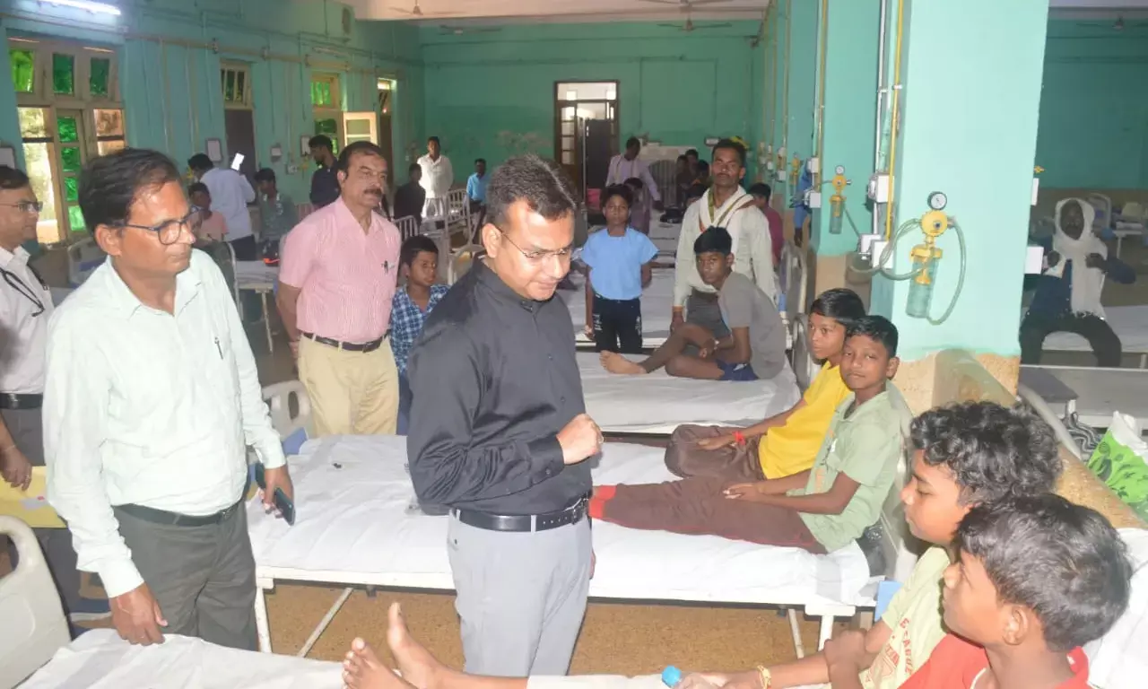 आदिवासी हास्टल में पोहे की जगह दिया जाता था बासा तला चावल