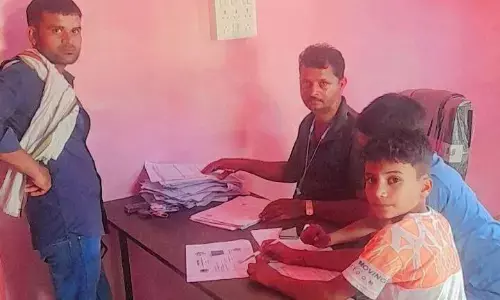 ग्राम पंचायत द्वारी में लाडली बहना आवास योजना के तहत भरवाये गए फार्म ग्राम पंचायत द्वारी में लाडली बहना आवास योजना के तहत भरवाये गए फार्म