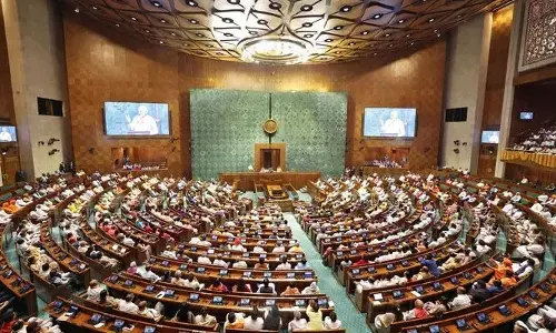 लोकसभा के बाद राज्यसभा में भी पास हुआ महिला आरक्षण बिल, पक्ष में पडे़ सभी वोट लोकसभा के बाद राज्यसभा में भी पास हुआ महिला आरक्षण बिल, पक्ष में पडे़ सभी वोट