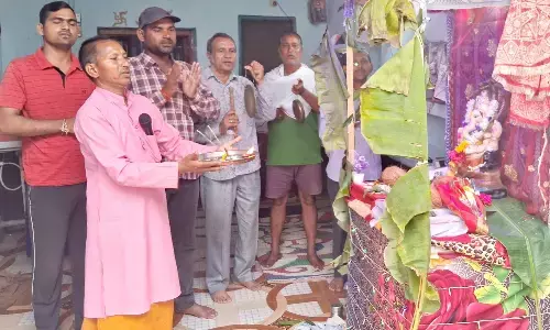 शाहनगर में घरों व पण्डालों में विराजे भगवान श्री गणेश