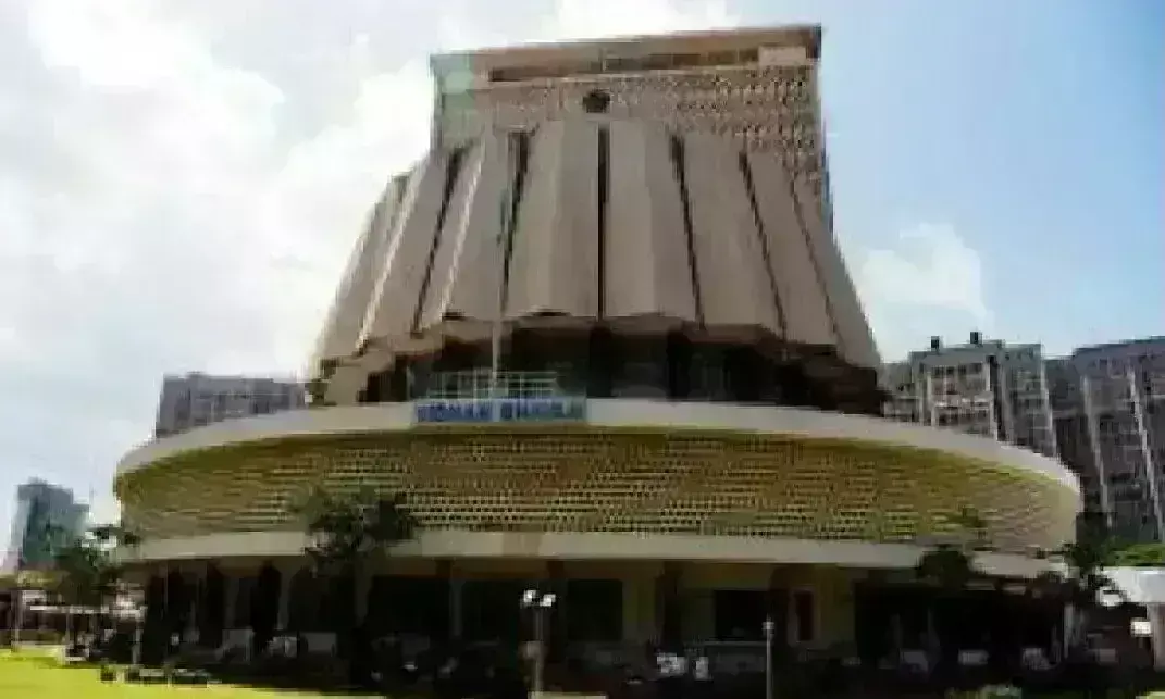 असली राकांपा हम, इसलिए शरद गुट के विधायकों को अयोग्य करो - अजित गुट असली राकांपा हम, इसलिए शरद गुट के विधायकों को अयोग्य करो - अजित गुट