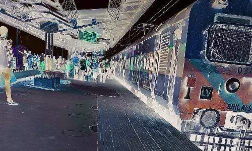 छोटे खानपान लाइसेंसियों को दिखाया जा रहा बाहर का रास्ता छोटे खानपान लाइसेंसियों को दिखाया जा रहा बाहर का रास्ता