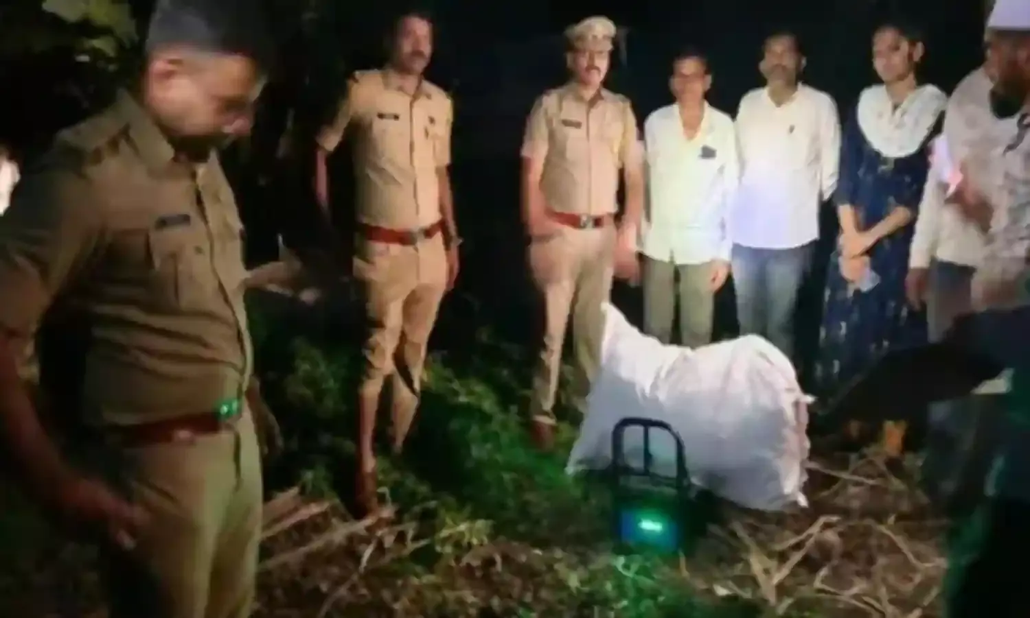 बीड में 16 ,54 लाख रूपए का गांजा बरामद