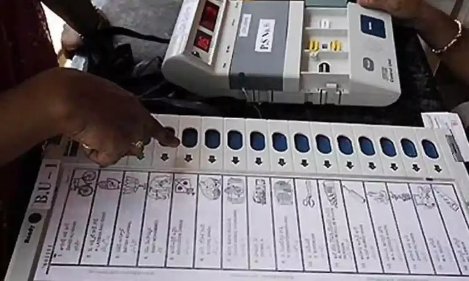 अमरावती जिले के 2657 मतदान केंद्र दो माह में तैयार करें