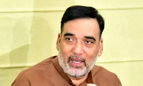 गोपाल राय ने धूल प्रदूषण को रोकने के लिए सरकार, प्राइवेट लिमिटेड एजेंसियां के साथ की बैठक  गोपाल राय ने धूल प्रदूषण को रोकने के लिए सरकार, प्राइवेट लिमिटेड एजेंसियां के साथ की बैठक