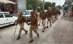 गणेश विसर्जन, ईद-ए-मिलाद से पहले पुलिस का रूट मार्च गणेश विसर्जन, ईद-ए-मिलाद से पहले पुलिस का रूट मार्च