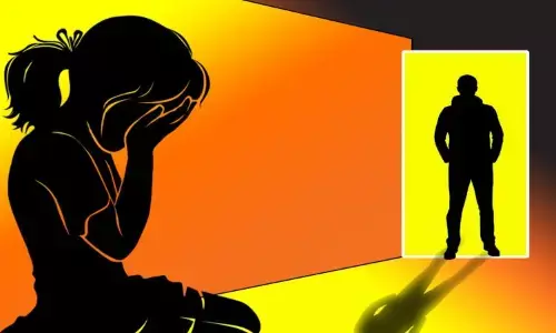 पीएम मोदी, सीएम शिवराज ने चुनावी भाषणों के बीच बेटियों की चीखें दबा दीं : राहुल