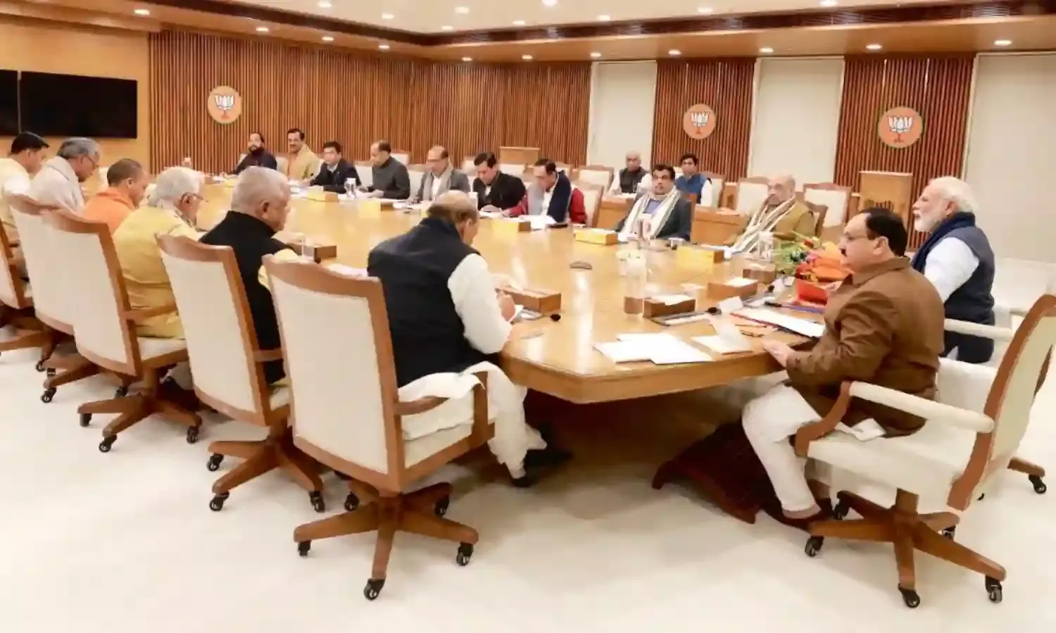 नड्डा राजस्थान के नेताओं संग करेंगे बैठक- इससे पहले वसुंधरा और मेघवाल ने की जोशी से मुलाकात