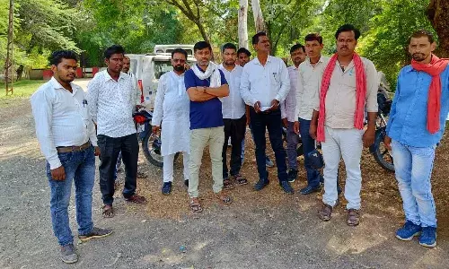 पवई थाने में पदस्थ प्रधान आरक्षक के विरुद्ध सरपंच ने की पुलिस अधीक्षक से शिकायत