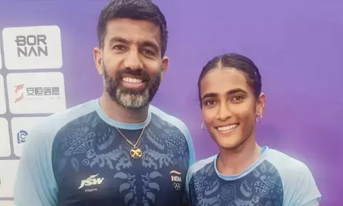 रोहन बोपन्ना, रुतुजा भोसले ने मिश्रित युगल में स्वर्ण पदक जीता रोहन बोपन्ना, रुतुजा भोसले ने मिश्रित युगल में स्वर्ण पदक जीता