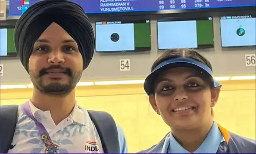 सरबजोत सिंह, दिव्या ने 10 मीटर एयर पिस्टल मिश्रित टीम स्पर्धा में जीता सिल्वर