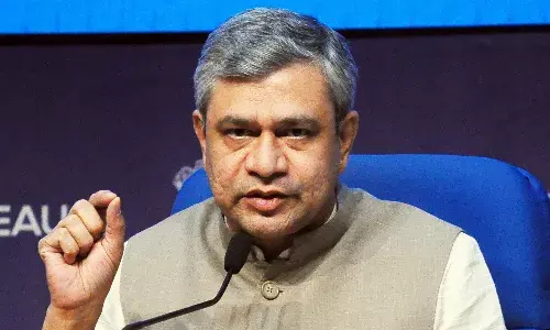 वैष्णव ने वंदे भारत ट्रेनों के लिए 14 मिनट में चमत्कारी सफाई प्रणाली प्रक्रिया शुरू की