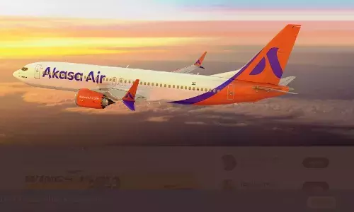 यात्री की बात पर मुंबई जाने वाली अकासा एयर की उड़ान में हुई देरी, वाराणसी हवाईअड्डे पर सुरक्षा को लेकर लोग दहशत में आए यात्री की बात पर मुंबई जाने वाली अकासा एयर की उड़ान में हुई देरी, वाराणसी हवाईअड्डे पर सुरक्षा को लेकर लोग दहशत में आए