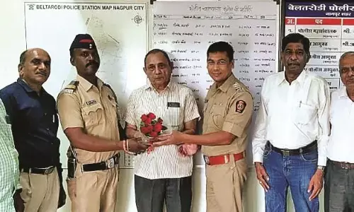 मूसलाधार बारिश में जान बचाने वाले पुलिस जवानों का सम्मान