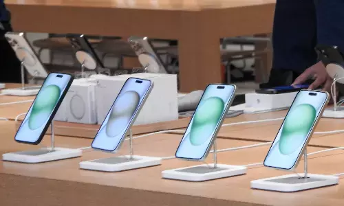 आईफोन 15 प्रो में ओवरहीटिंग बग को ठीक करने के लिए आईओएस 17 अपडेट की टेस्टिंग कर रहा एप्पल