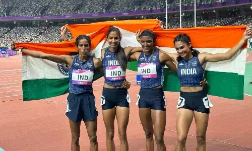 भारत ने महिला 4 गुणा 400 रिले रेस में जीता सिल्वर भारत ने महिला 4 गुणा 400 रिले रेस में जीता सिल्वर