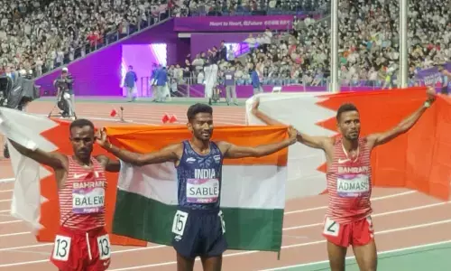 अविनाश साबले ने 5,000 मीटर एथलेटिक्स इवेंट में जीता सिल्वर अविनाश साबले ने 5,000 मीटर एथलेटिक्स इवेंट में जीता सिल्वर