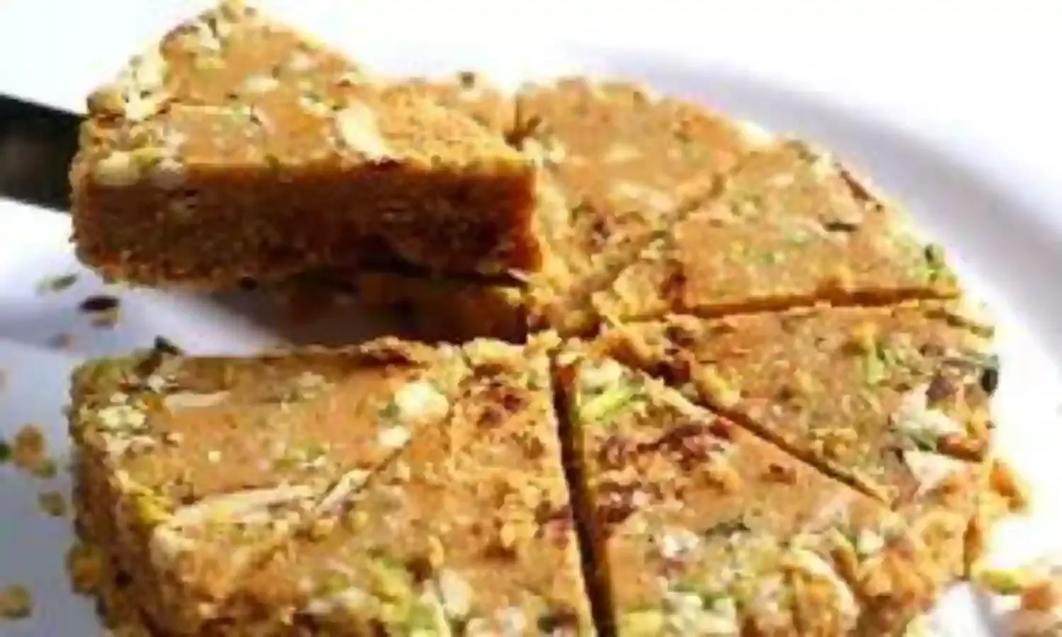 चना-गुड़ की टेस्टी बर्फी से बढ़ाए अपनी इम्युनिटी, जानिए इसकी आसान रेसिपी